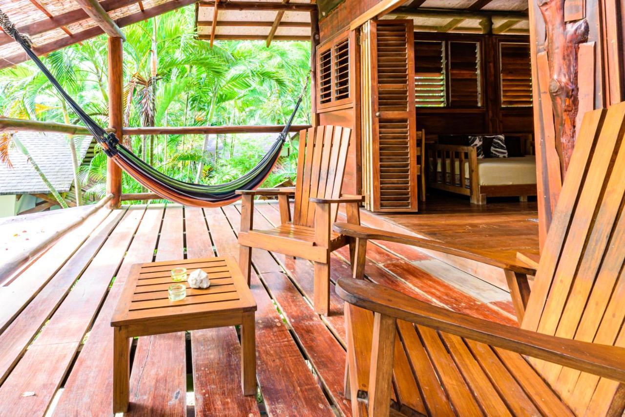 Funky Monkey Lodge Playa Santa Teresa  Eksteriør billede