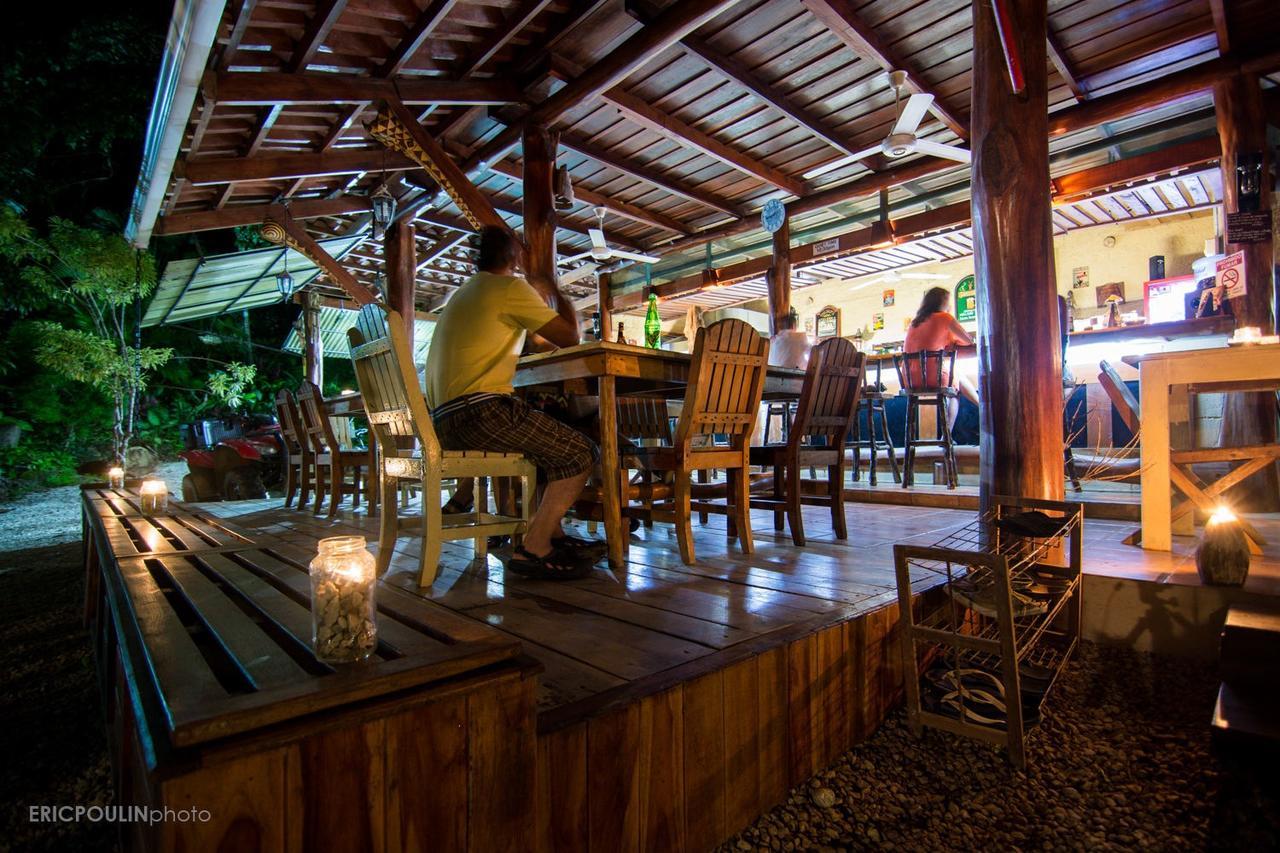 Funky Monkey Lodge Playa Santa Teresa  Eksteriør billede