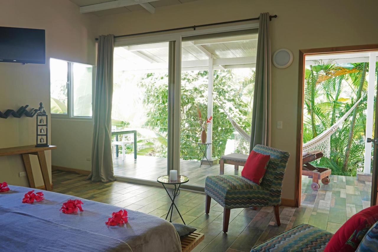 Funky Monkey Lodge Playa Santa Teresa  Eksteriør billede